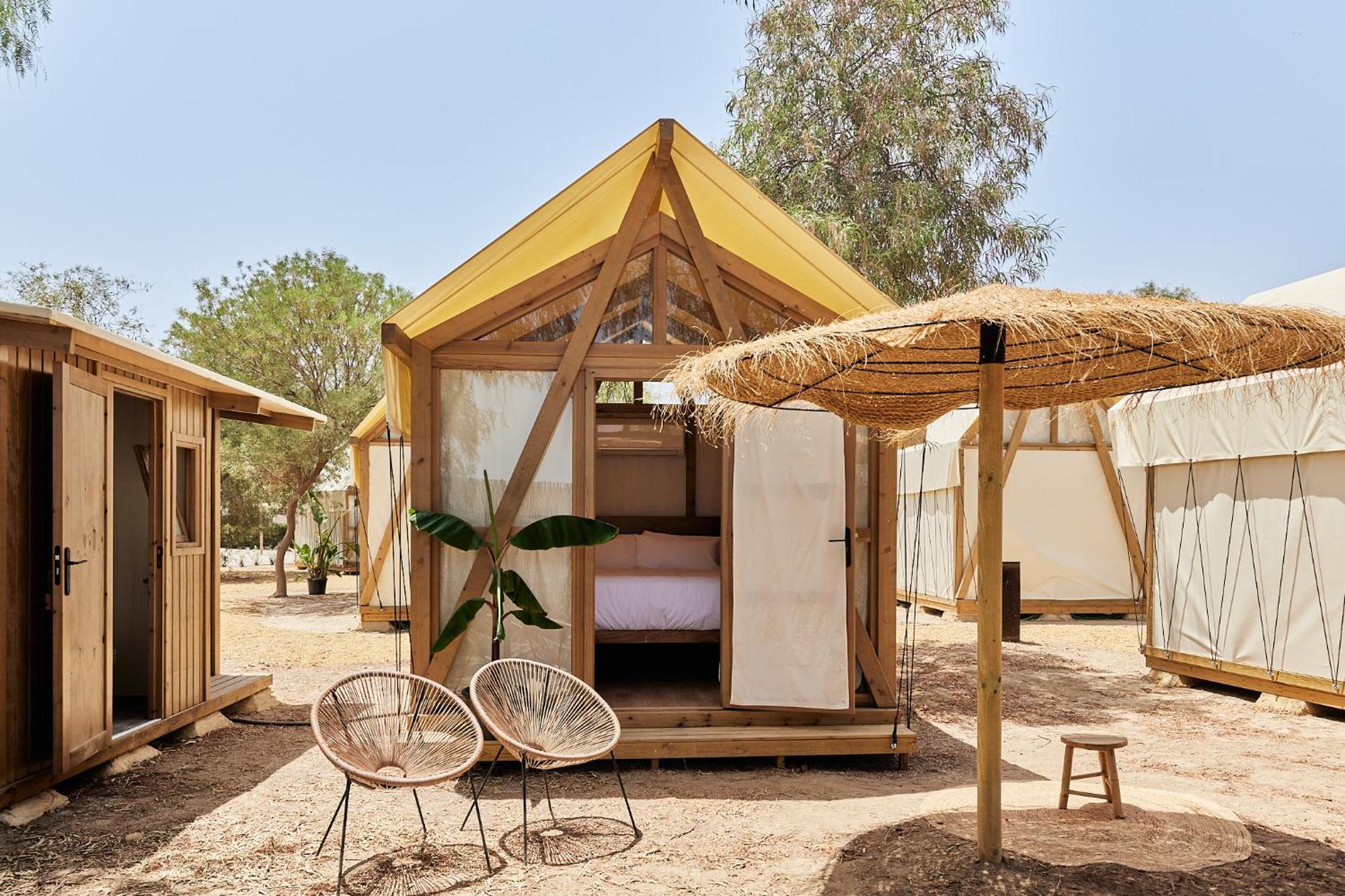 Camping Taiga Almeria Playa Palomares (Almeria)